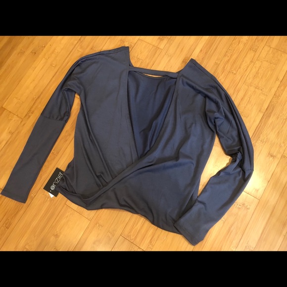 ❌SOLD❌ NWT Onzie Drapey V Back - Picture 3 of 3